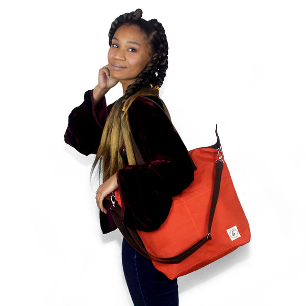 Aria Reversible Messenger: Terracotta