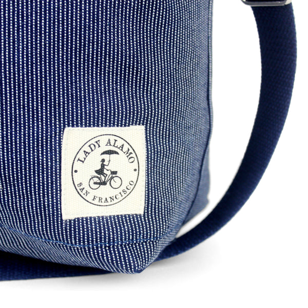 Aria Reversible Messenger: Denim Stitch