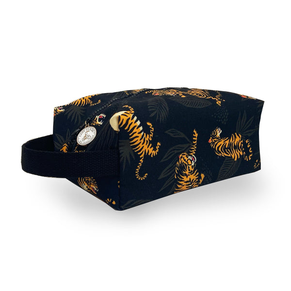 Box Zip: Tiger Black