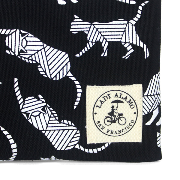 Miss Zip Wristlet: Cat